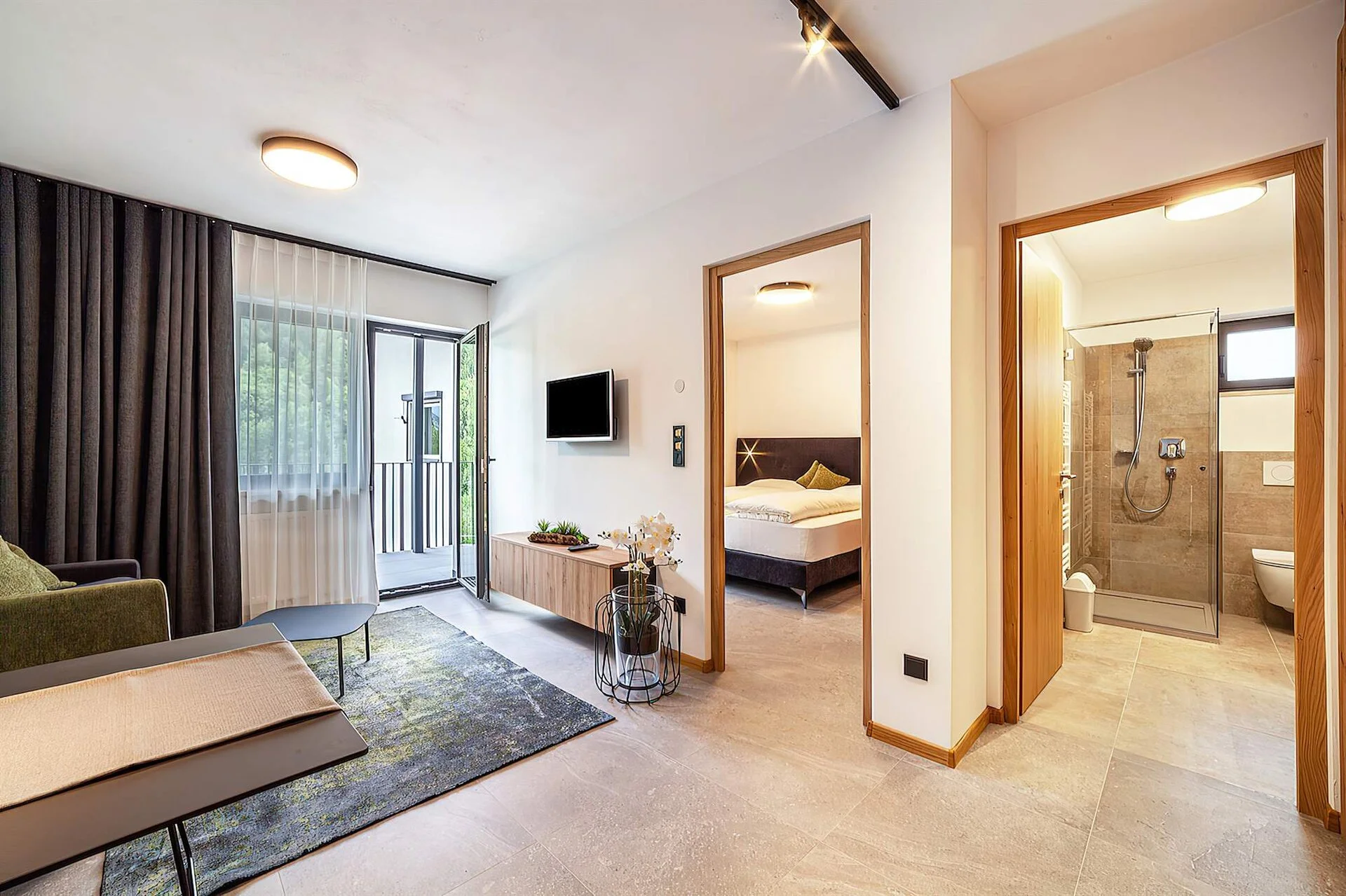 Architettura e interni di un appartamento vacanze in Alto Adige. Fotografia di Marco Bonatta.